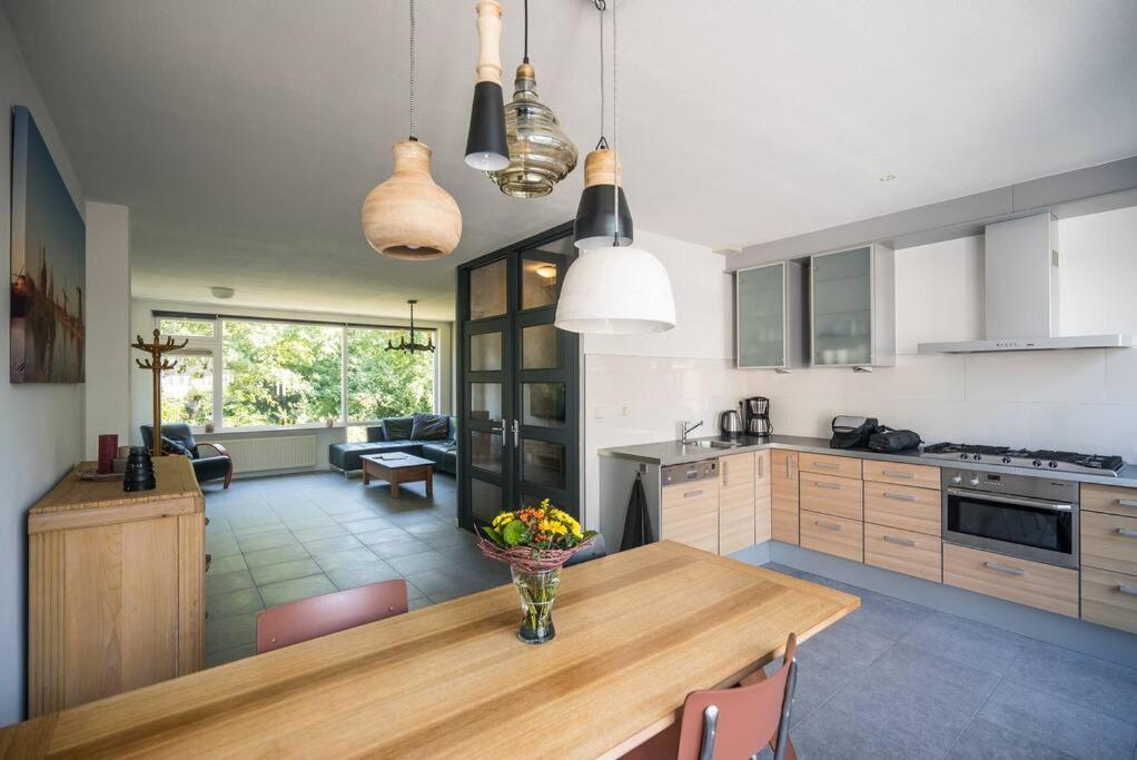 Cityhouse Алкмаар Екстериор снимка